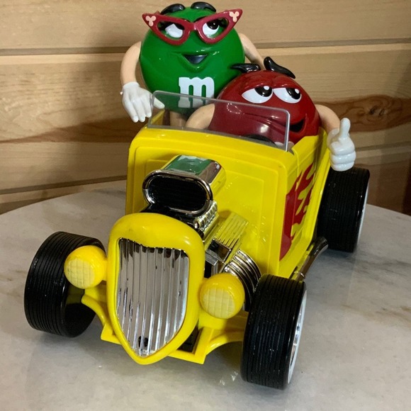 M&M candy dispenser Rebel without a clue Car automobile EUC0 - Picture 1 of 12